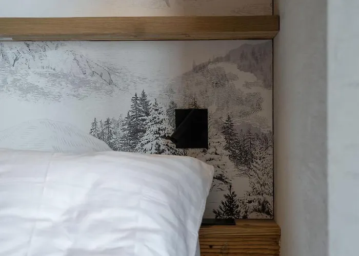 木屋 Eden Roc *