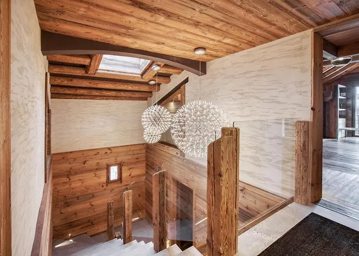 Eden Roc 木屋 蒂涅
